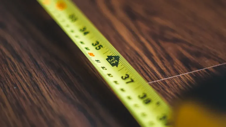 How to Use a Vinyl Floor Calculator for Accurate Measurements