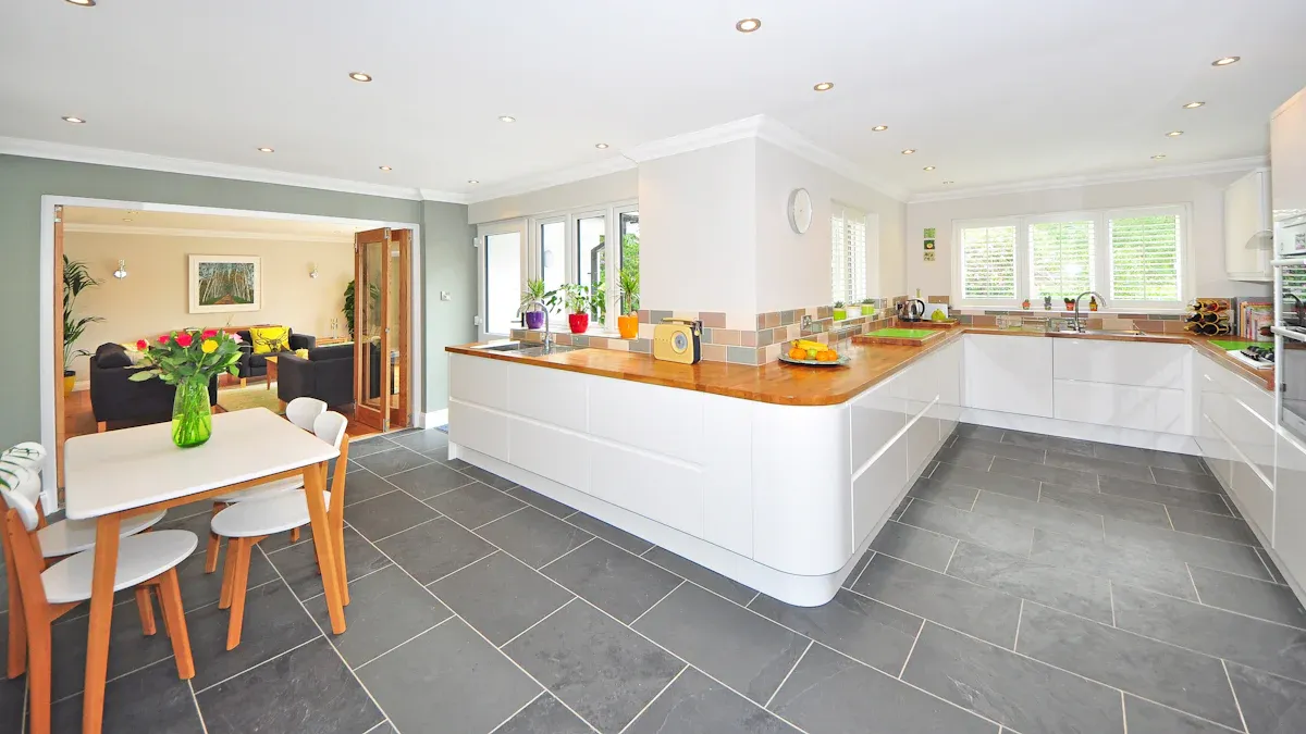 Vinyl Flooring Thickness Guide: Quick Reference Table for Room Types and Traffic Levels