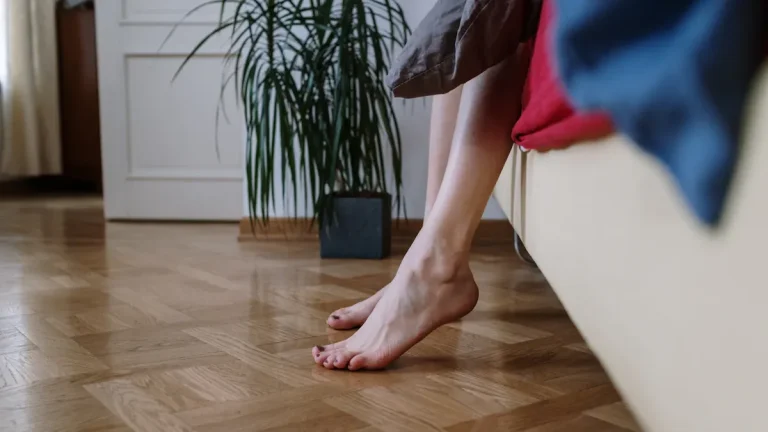 2026 Guide to Sunlight, Fading, and Vinyl Plank Flooring Toxicity