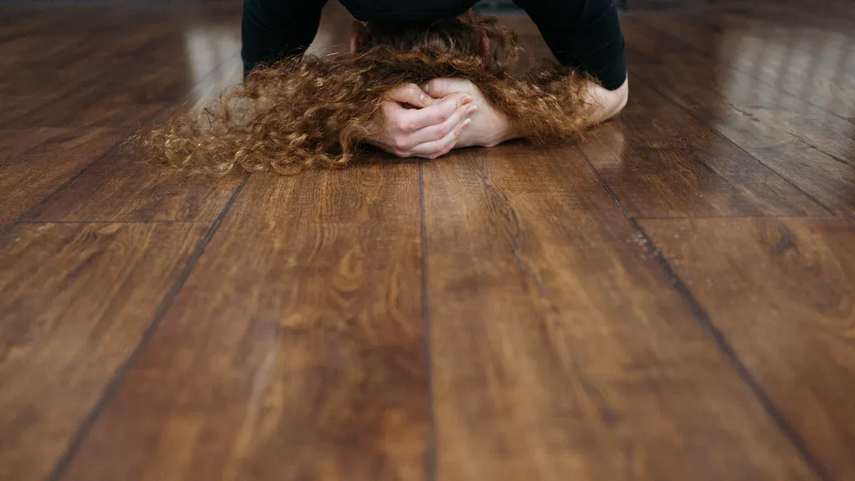 Practical Results of Vinyl Plank Floor Polish on Uneven Surfaces