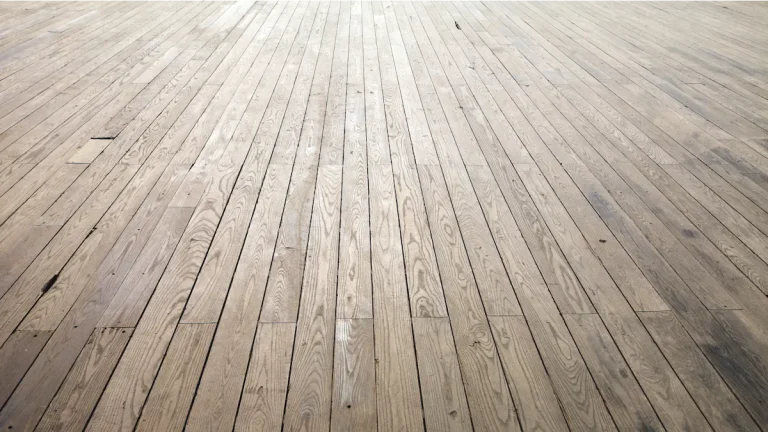 Vinyl flooring non toxic stays steady in summer and snow